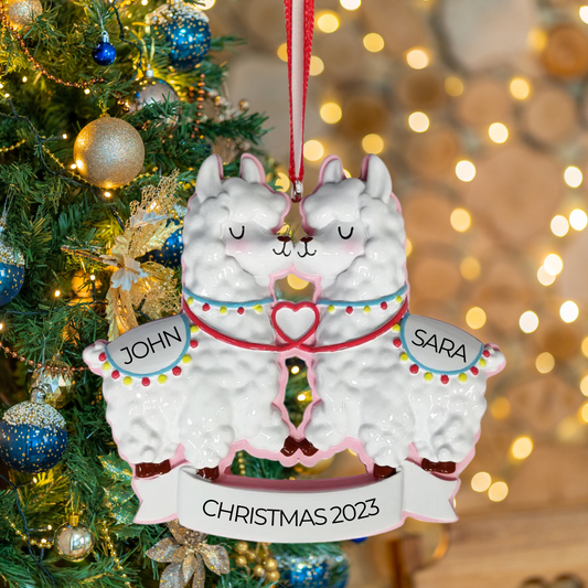 Personalized Llama Couple kissing Ornament - Custom Holiday Gift